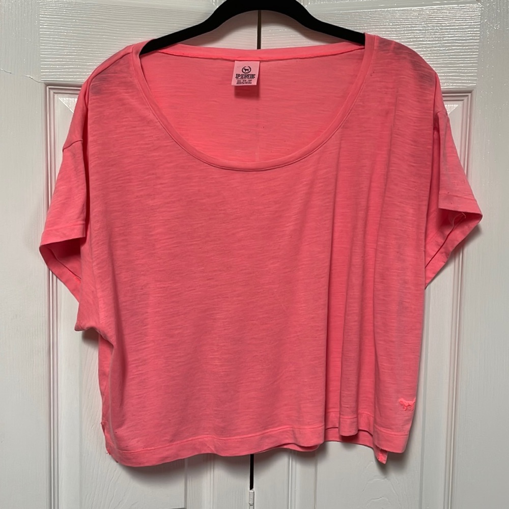 Ladies Victoria’s Secret PINK extra small short sleeve loose tank in pink